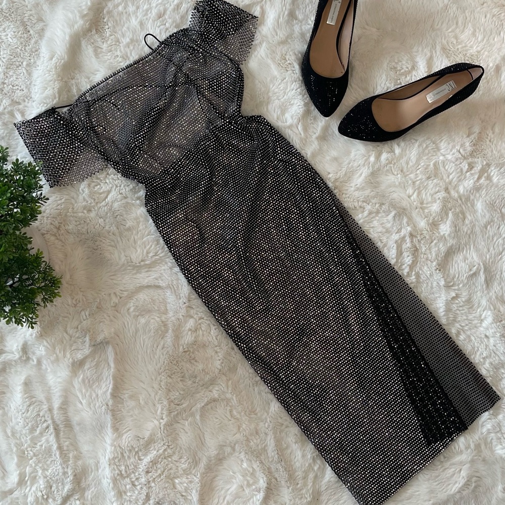 Style Black Mesh Midi Dress – Fits S/M